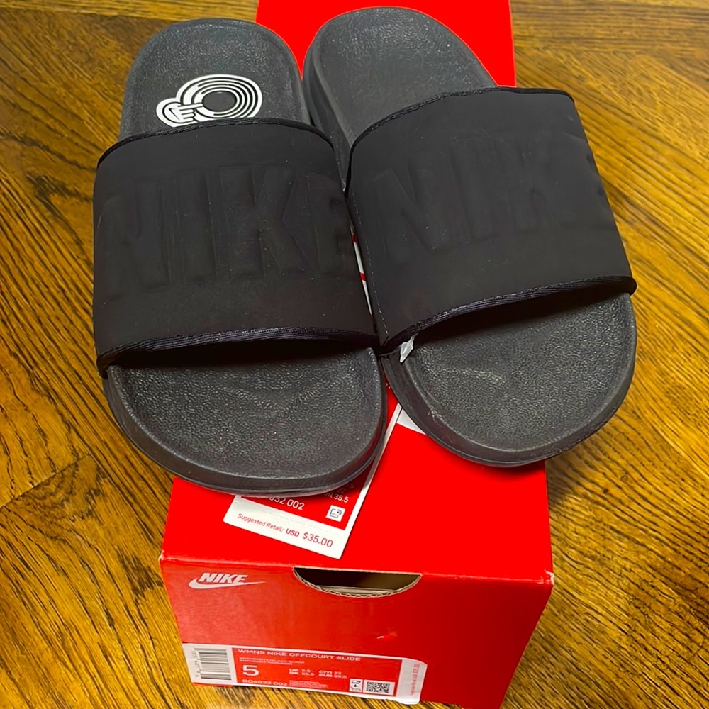 Women’s Nike slides